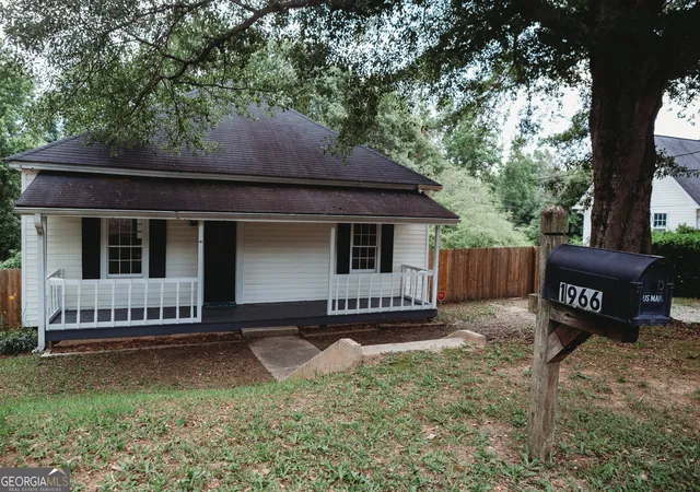 2nd image of 1966 River Street Ne, Conyers, GA 30012 | MLS# 10778888