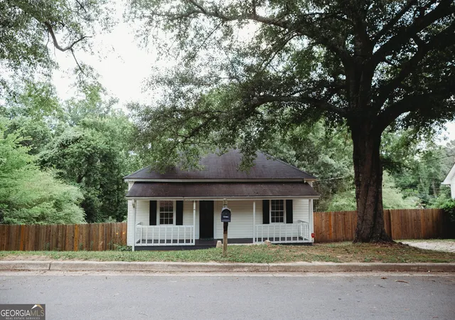 3rd image of 1966 River Street Ne, Conyers, GA 30012 | MLS# 10778888