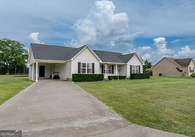 Homes for sale in Fitzgerald, GA | 159 Loma Linda, Fitzgerald, GA 31750 | MLS# 10785888
