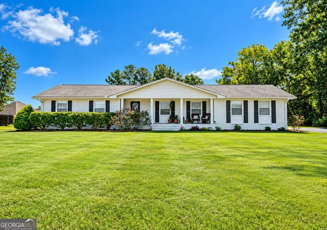 Photo 1 of Single family home for sale at 1234 Old Dalton Rd Ne, Rome, GA 30165 | MLS# 10838969 | Listing updated on 2026-10-28