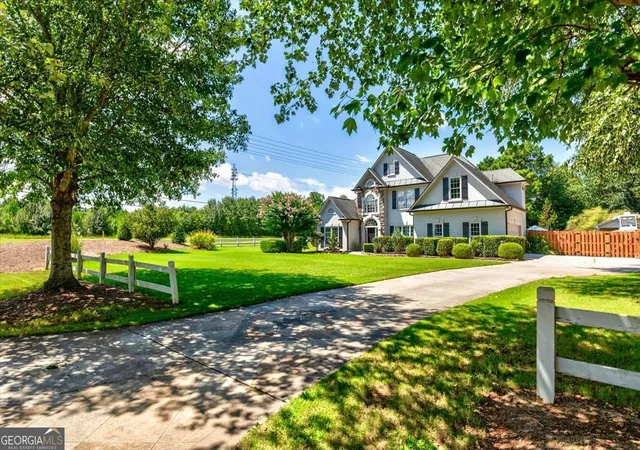 Photo 1 of Single family home for sale at 6255 Chestnut Hl Rd, Flowery Branch, GA 30542 | MLS# 10829046 | Listing updated on 2026-09-02