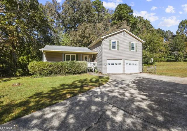 Single family home for sale at 450 Hudson Cir, Douglasville, GA 30134 | MLS# 10878185
