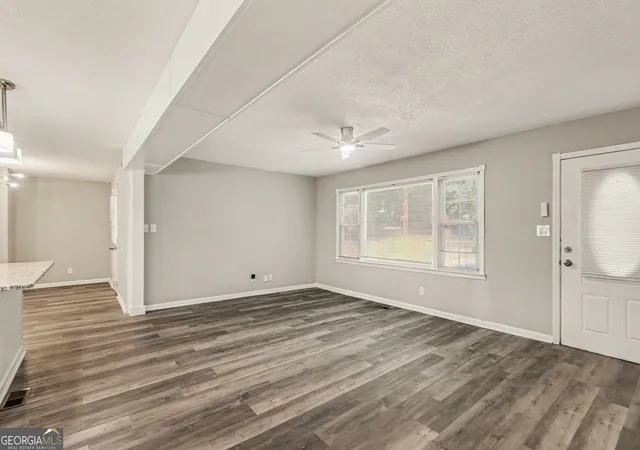 Photo 4 of Single family home for sale at 6709 Baker Dr, Lithia Springs, GA 30122 | MLS# 10830601 | Listing updated on 2026-09-14