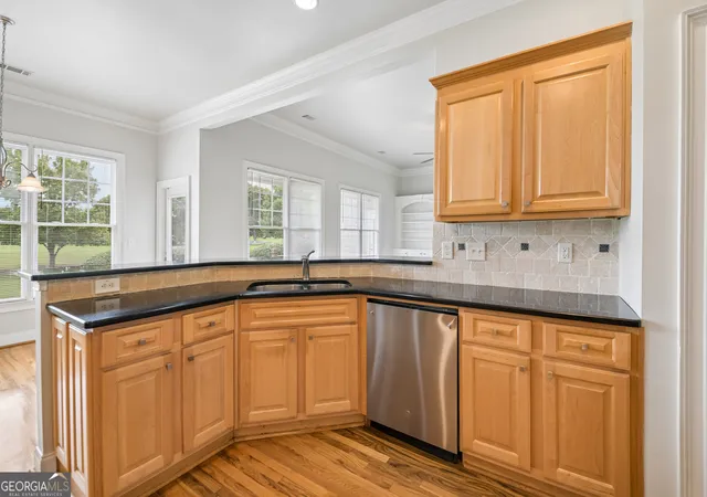 Photo 3 of Single family home for sale at 1040 E Magnolia Loop, Madison, GA 30650 | MLS# 10809193 | Listing updated on 2026-09-17