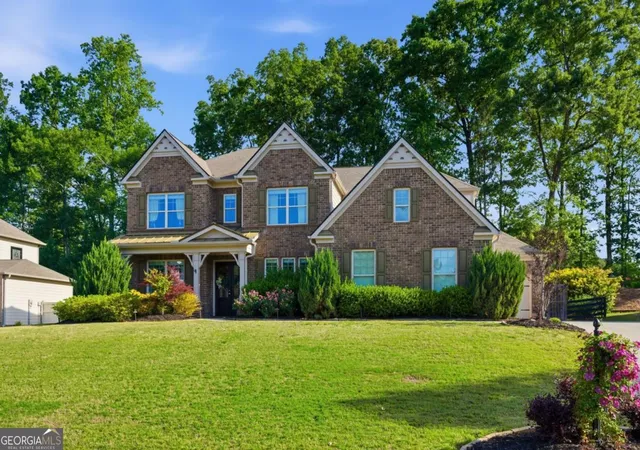 Photo 1 of Single family home for sale at 3050 Pleasant Valley Trl, Cumming, GA 30028 | MLS# 10813278 | Listing updated on 2026-08-30