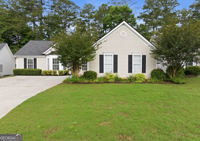 Single family home for sale at 63 Bellaire Ln, Newnan, GA 30265 | MLS# 10772895 | Listing updated on 2026-07-19