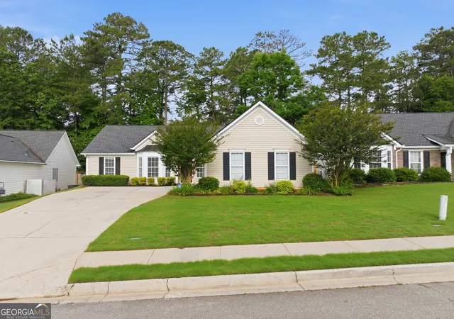 Photo 2 of Single family home for sale at 63 Bellaire Ln, Newnan, GA 30265 | MLS# 10772895 | Listing updated on 2026-07-19