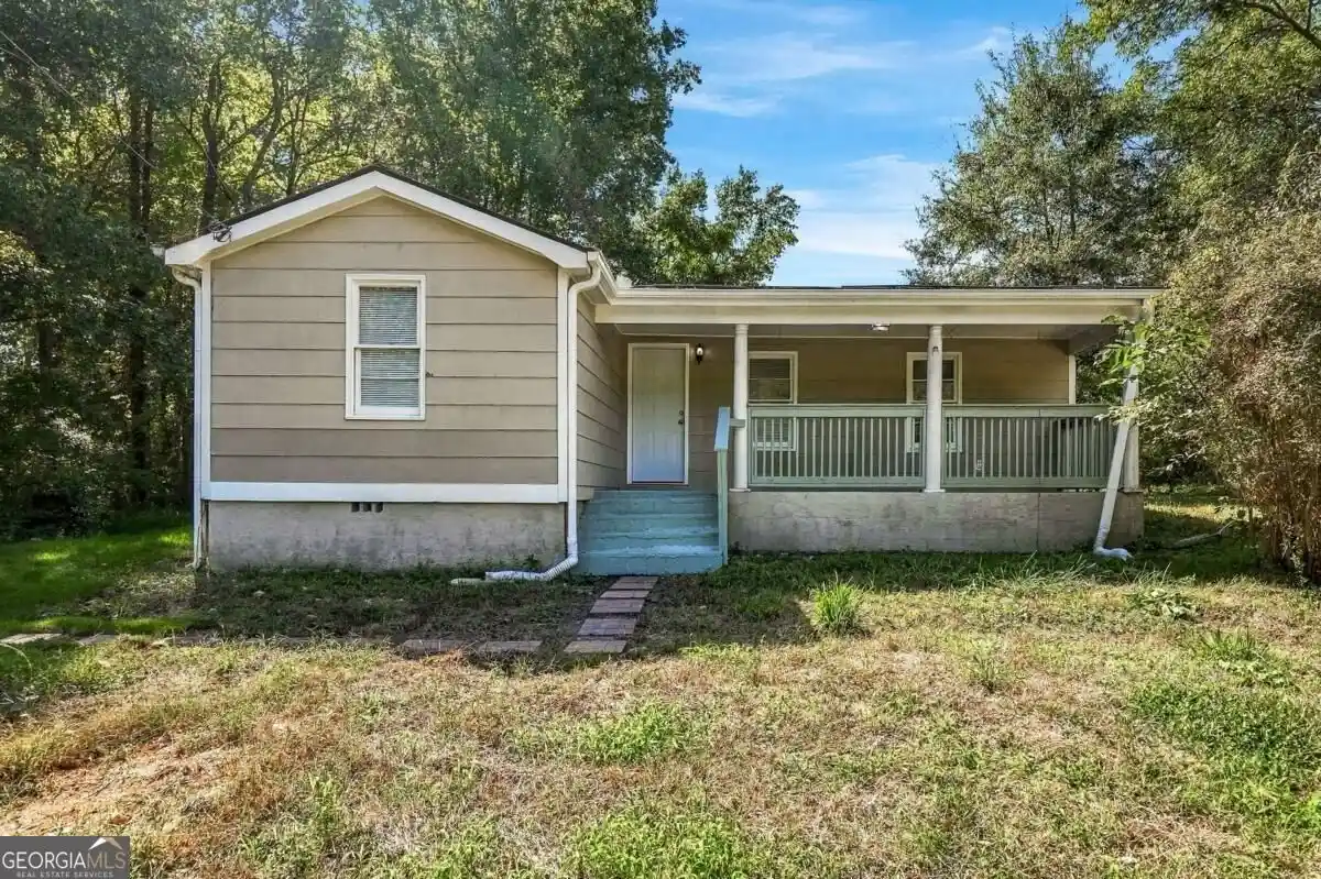 Photo 1 of Single family home for sale at 1095 S Burnt Hickory Rd, Douglasville, GA 30134 | MLS# 10873684 | Listing updated on 2026-10-29