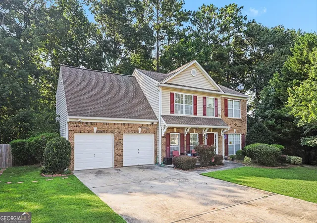 2nd image of 8280 Mayfern Dr, Fairburn, GA 30213 | MLS# 10814643