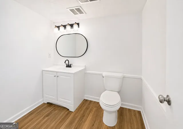 Photo 3 of Townhouse for sale at 1012 Sexton Dr #5, Stone Mountain, GA 30083 | MLS# 10835574 | Listing updated on 2026-09-11