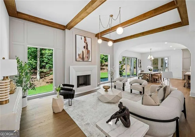 Photo 4 of Single family home for sale at 680 Edgewater Trl, Atlanta, GA 30328 | MLS# 10776400 | Listing updated on 2026-09-06
