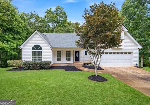 1st image of 200 Hugh Stowers Rd, Dawsonville, GA 30534 | MLS# 10807452