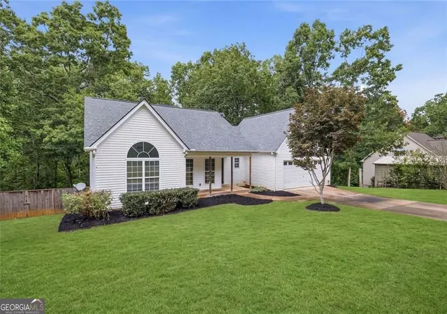 2nd image of 200 Hugh Stowers Rd, Dawsonville, GA 30534 | MLS# 10807452