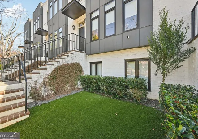 Photo 3 of Townhouse for sale at 1108 Briar Cove Cir, Atlanta, GA 30329 | MLS# 10784644 | Listing updated on 2026-09-10