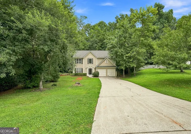 Photo 2 of Single family home for sale at 6425 Raleigh St, Cumming, GA 30040 | MLS# 10813342 | Listing updated on 2026-08-31