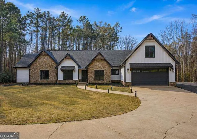 1st image of 635 Colbert Rd, Dallas, GA 30132 | MLS# 10804663