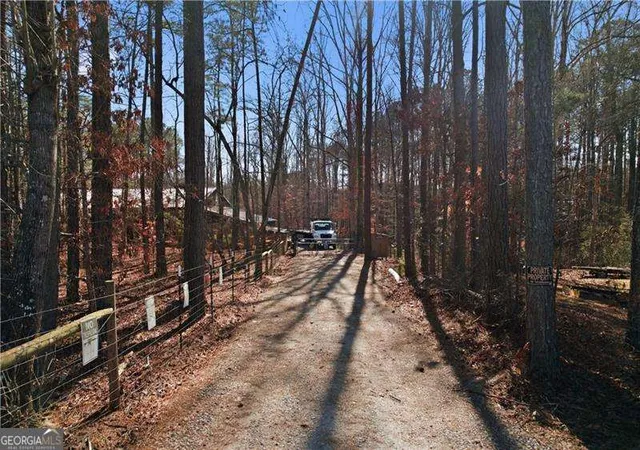 4th image of 635 Colbert Rd, Dallas, GA 30132 | MLS# 10804663
