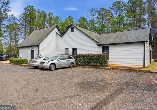 5th image of 635 Colbert Rd, Dallas, GA 30132 | MLS# 10804663