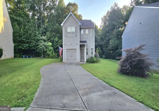 Photo 1 of Single family home for sale at 79 Trotter Ct, Newnan, GA 30263 | MLS# 10807939 | Listing updated on 2026-09-06