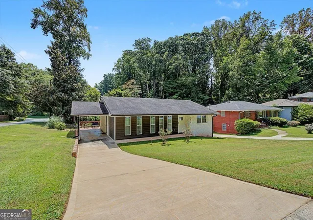 Photo 3 of Single family home for sale at 2074 Montrose Dr, Atlanta, GA 30344 | MLS# 10827905 | Listing updated on 2026-08-18