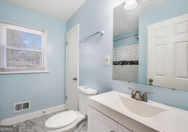Photo 59 of Single family home for sale at 1918 Valley Ridge Dr Sw, Atlanta, GA 30331 | MLS# 10686309 | Listing updated on 2026-09-14