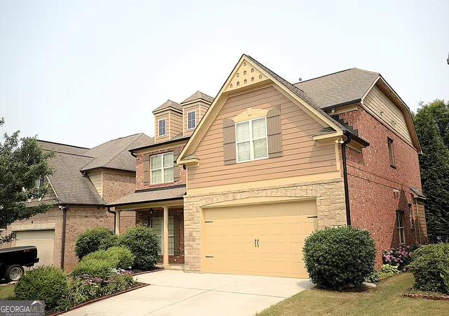 Photo 2 of Single family home for sale at 560 Tuscany Walk Ln, Lawrenceville, GA 30043 | MLS# 10734833 | Listing updated on 2026-06-04