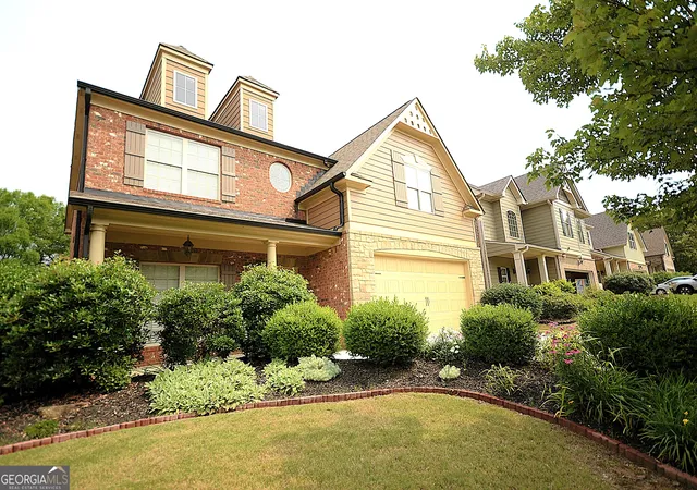 Photo 3 of Single family home for sale at 560 Tuscany Walk Ln, Lawrenceville, GA 30043 | MLS# 10734833 | Listing updated on 2026-06-04