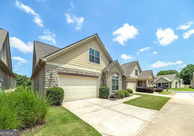 3rd image of 119 Saxton Ln, Mcdonough, GA 30253 | MLS# 10768202