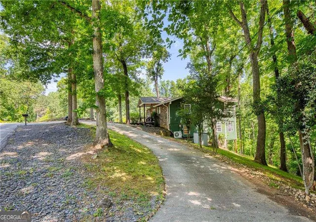 Photo 3 of Single family home for sale at 3112 Lake Ranch Dr, Gainesville, GA 30506 | MLS# 10771456 | Listing updated on 2026-06-25