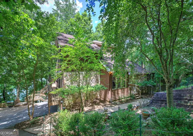 Photo 3 of Single family home for sale at 166 Douglas Fir Dr Dr, Waleska, GA 30183 | MLS# 10565436 | Listing updated on 2026-08-26