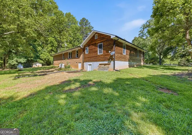 Homes for sale in Cornelia, GA | 2710 Mud Creek Rd, Cornelia, GA 30531 | MLS# 10789238