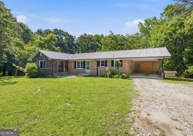 Homes for sale in Cornelia, GA | 2710 Mud Creek Rd, Cornelia, GA 30531 | MLS# 10789238
