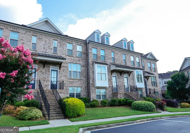 Photo 2 of Townhouse for sale at 2117 Parkside Glen View, Duluth, GA 30097 | MLS# 10798235 | Listing updated on 2026-07-16