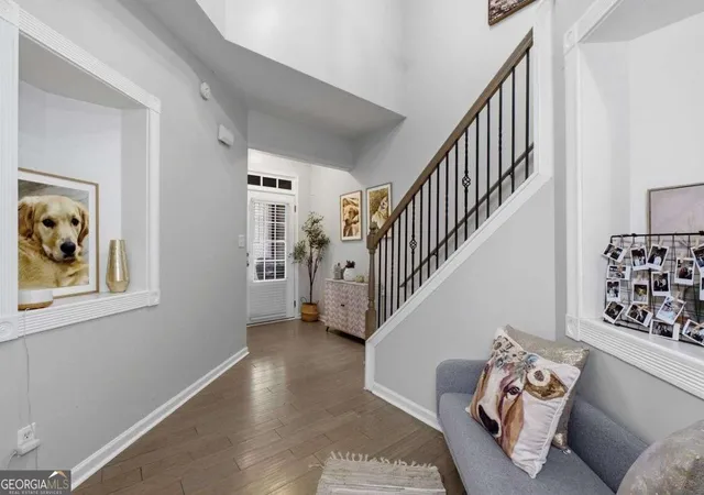 4th image of 4922 Berkeley Oak Cir, Peachtree Corners, GA 30092 | MLS# 10822641