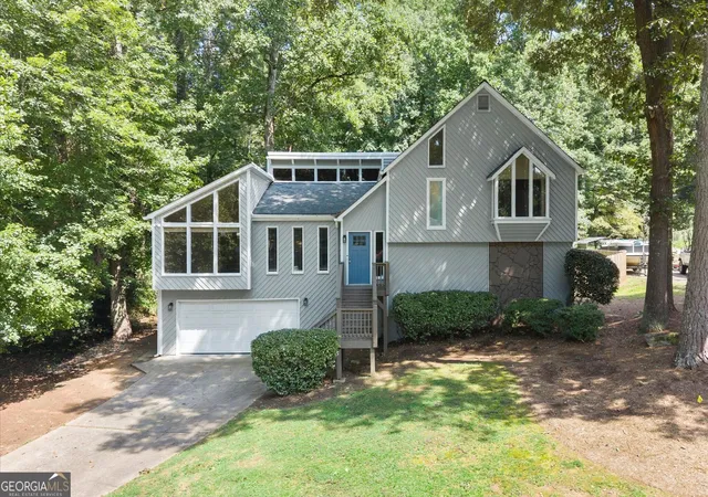 Photo 1 of Single family home for sale at 2866 Lexington Tr, Marietta, GA 30062 | MLS# 10832852 | Listing updated on 2026-09-21