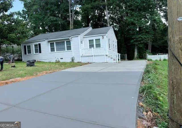 4th image of 2005 Benson Ave Se, Smyrna, GA 30080 | MLS# 10819847