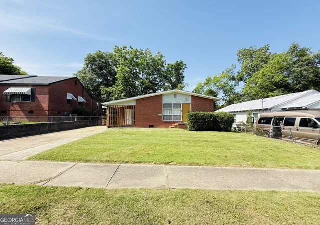 Photo 3 of Single family home for sale at 2817 Hood St, Columbus, GA 31906 | MLS# 10816958 | Listing updated on 2026-08-14