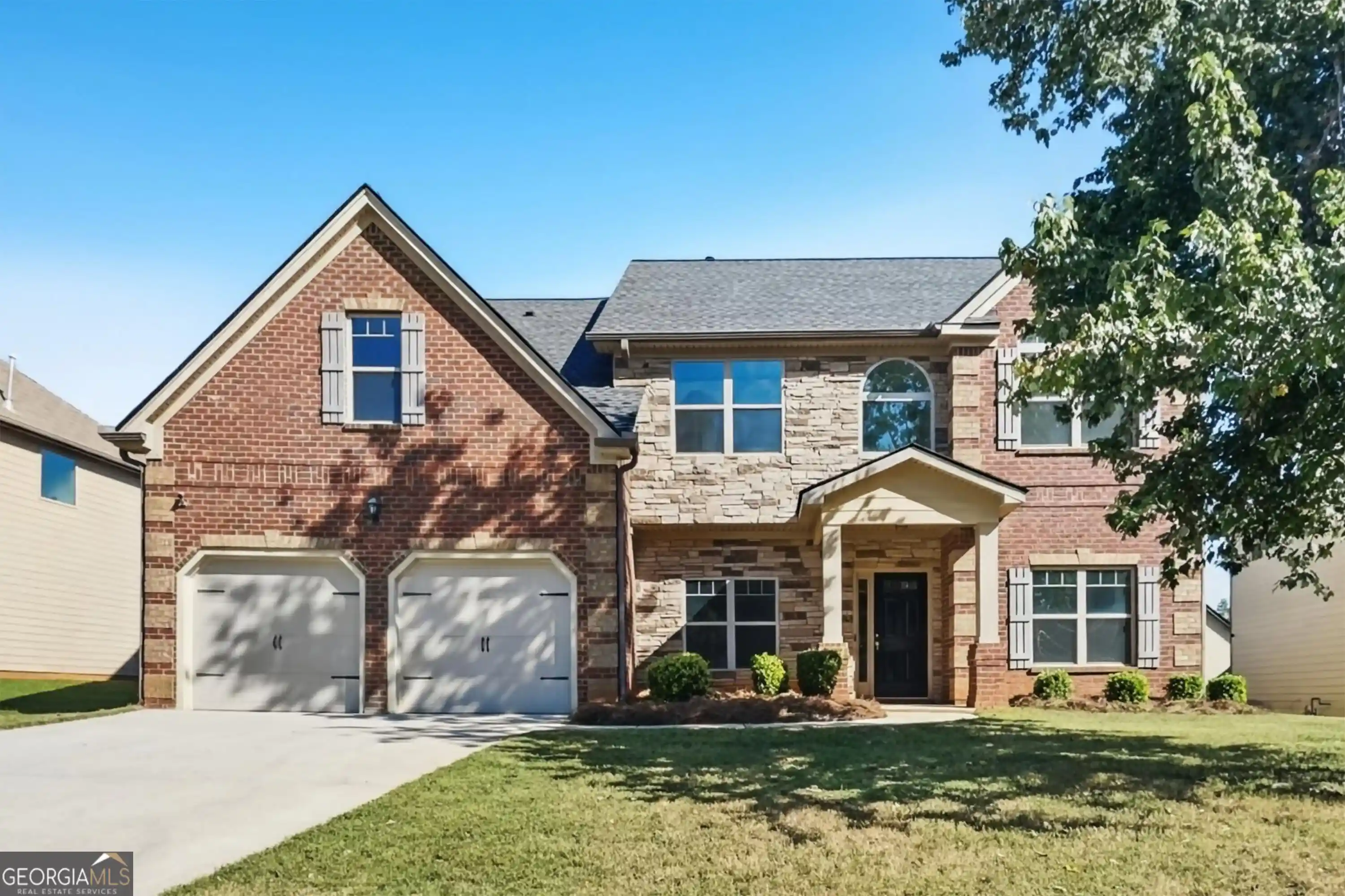 Photo 1 of Sale Pending at 12191 Centerra Dr, Hampton, GA 30228 | MLS# 10854575 | Listing updated on 2026-10-08