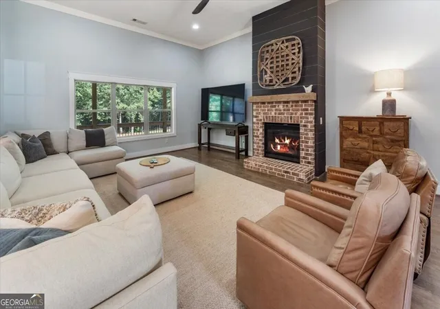 Photo 2 of Sale Pending at 915 Pool Rd, Hiram, GA 30141 | MLS# 10833855 | Listing updated on 2026-09-17