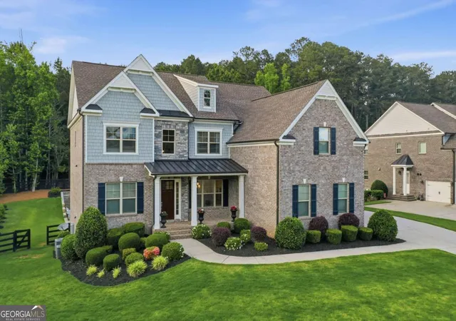 1st image of 5475 Summit Oak Dr, Alpharetta, GA 30004 | MLS# 10804934