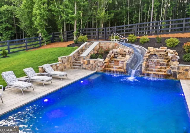 4th image of 5475 Summit Oak Dr, Alpharetta, GA 30004 | MLS# 10804934