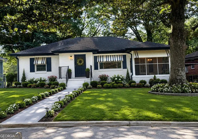 Photo 2 of Sale Pending at 104 Willis Ml Rd Sw, Atlanta, GA 30311 | MLS# 10810912 | Listing updated on 2026-09-11