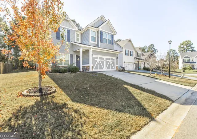 Photo 3 of Single family home for sale at 215 Golden Rod Trl, Perry, GA 31069 | MLS# 10644885 | Listing updated on 2026-09-27