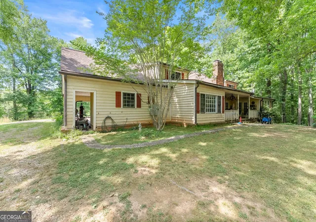 Photo 2 of Sale Pending at 5141 Strickland Rd, Gainesville, GA 30507 | MLS# 10760563 | Listing updated on 2026-09-18