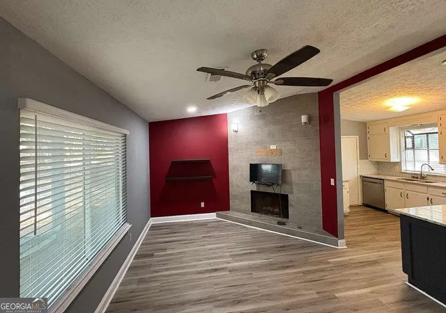 2nd image of 859 Sheppard Rd, Stone Mountain, GA 30083 | MLS# 10813734