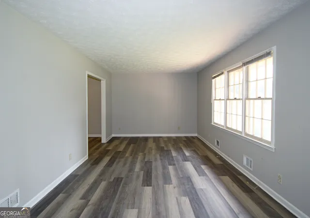 Photo 3 of Single family home for sale at 4828 Scotland Dr, Stone Mountain, GA 30088 | MLS# 10794417 | Listing updated on 2026-08-31
