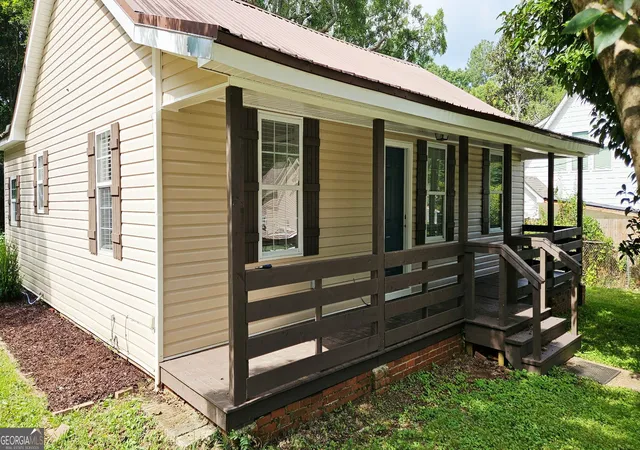 2nd image of 203 Marshall St, Hogansville, GA 30230 | MLS# 10812423