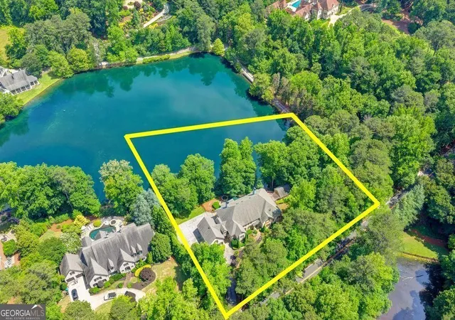 Photo 2 of Single family home for sale at 5505 Long Is Dr, Sandy Springs, GA 30327 | MLS# 10782480 | Listing updated on 2026-09-08