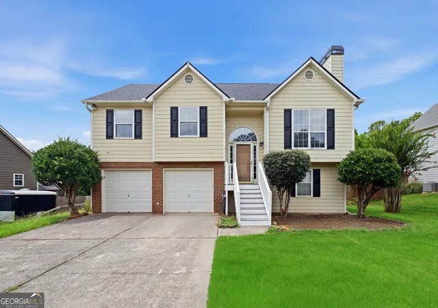 1st image of 26 Ann Cir Se, Cartersville, GA 30121 | MLS# 10816483