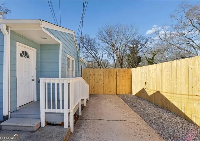 Photo 2 of Single family home for sale at 134 South Ave Se, Marietta, GA 30060 | MLS# 10804999 | Listing updated on 2026-10-16